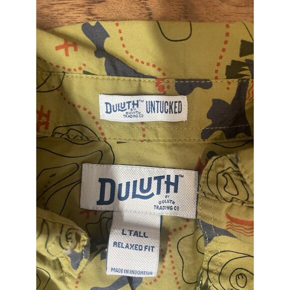 DULUTH Untucked Men's Sz L Tall Green Camping Map Theme Relaxed Fit Button Down - Picture 2 of 6